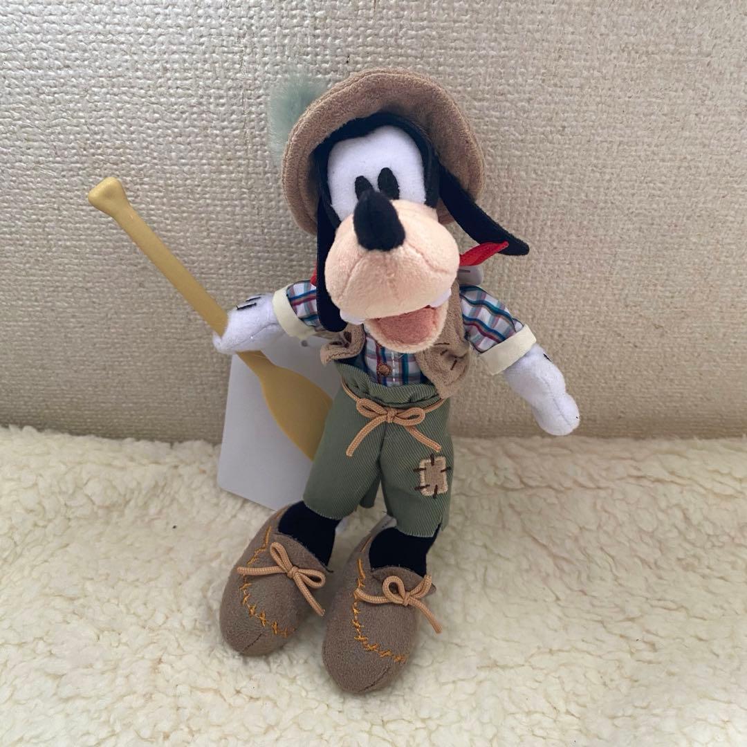 ディズニーランド39周年クリッターカントリー　カヌー　グーフィーぬいぐるみバッジ