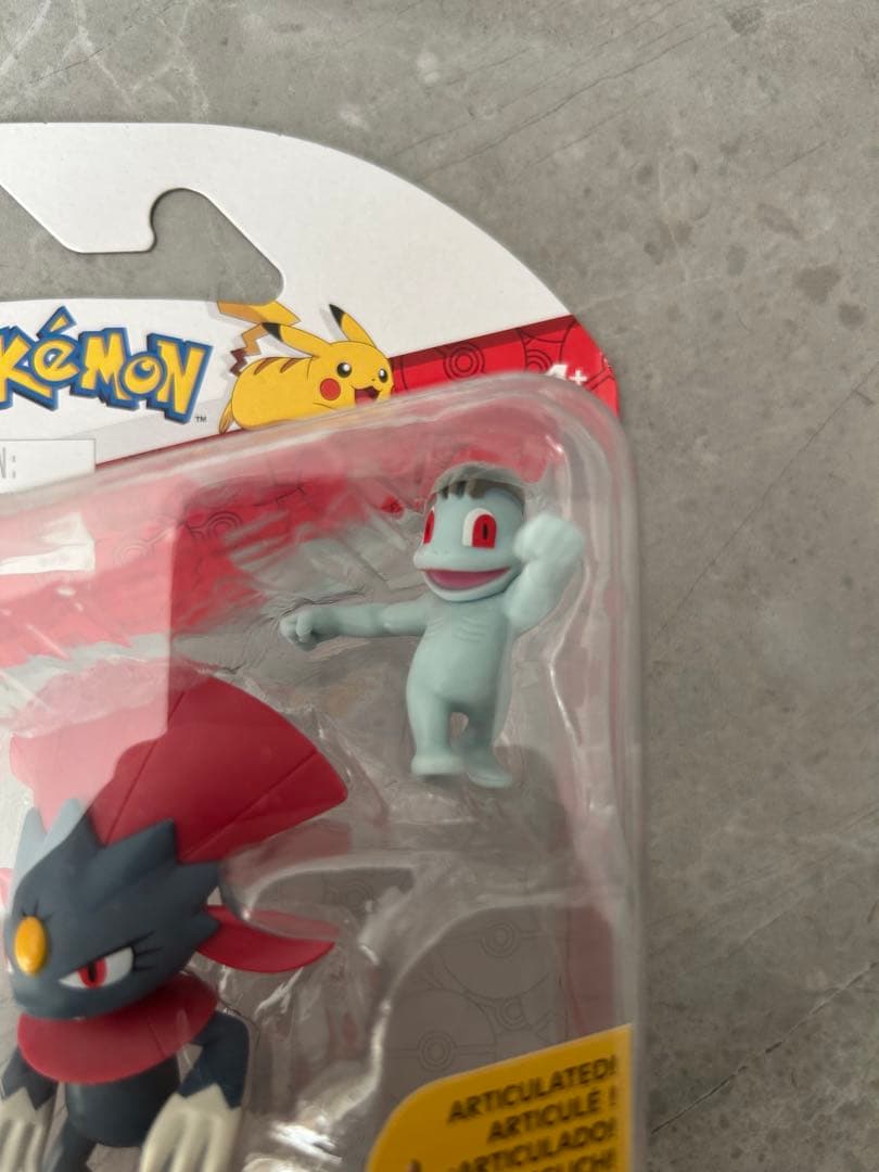 ポケモンバトルフィギュア　スケールワールド　マニューラ　ワンリキー