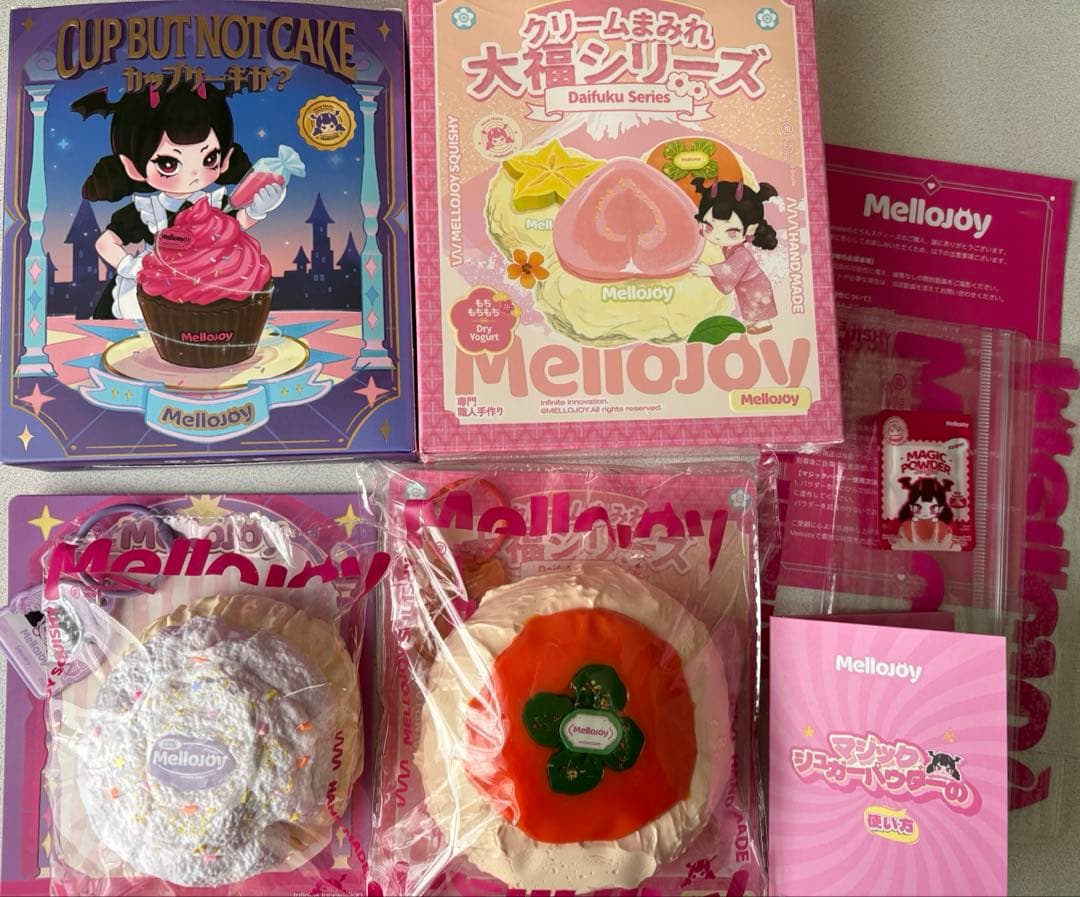 メロジョイ　Mellojoy 大福　カップケーキ　スクイーズ