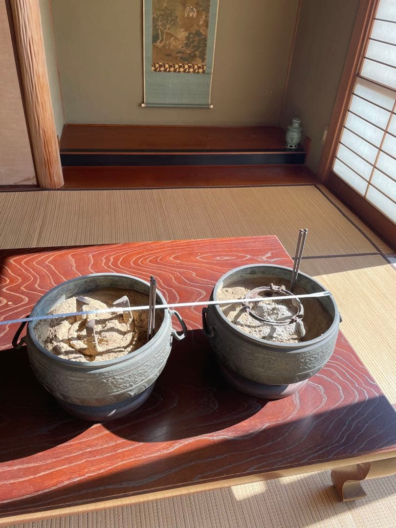 美品　骨董品　100年前　鉄製 火鉢 2個セット　直径30センチ