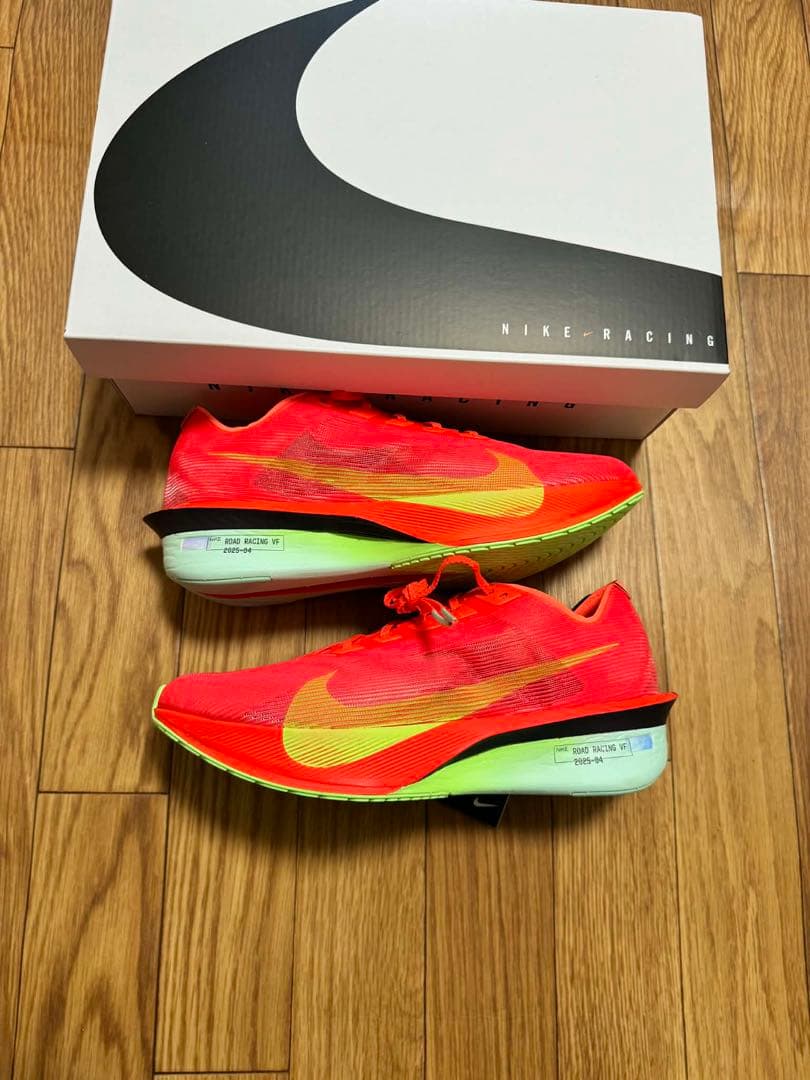 NIKE ZOOMX VAPORFLY NEXT％4 ヴェイパーフライ　26