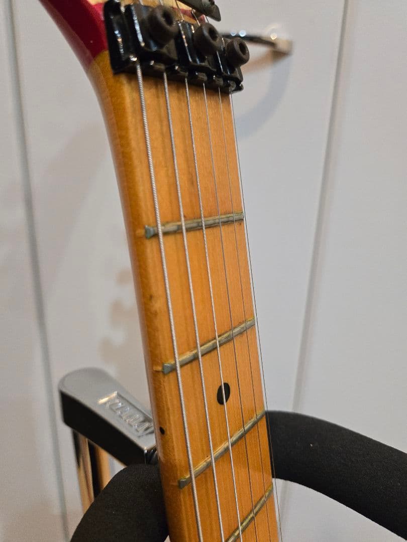 van halen エディ・ヴァン・ヘイレン風 ギター ノーブランド品