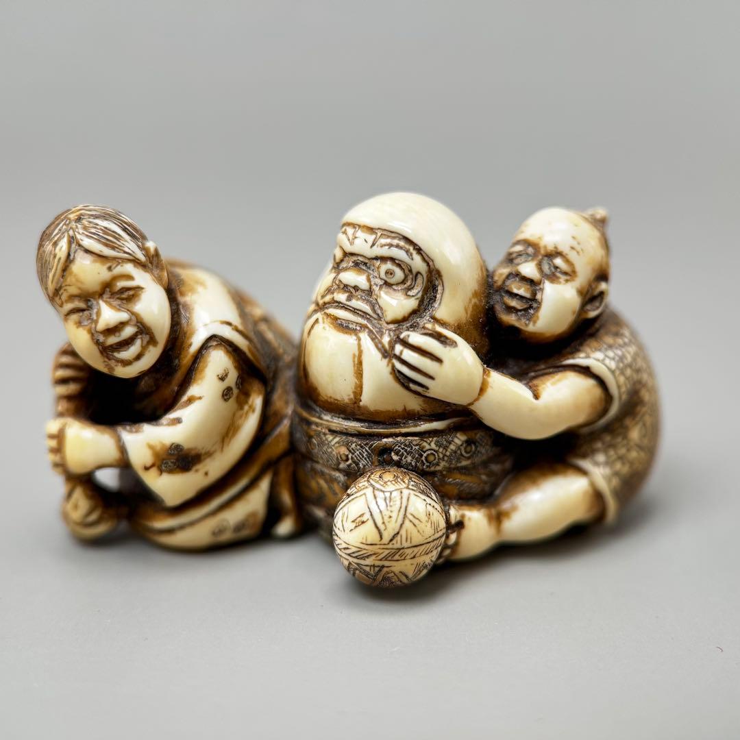 三人のキャラクター 彫刻極上根付天然素材アンティーク骨董飾り物古美術置物細密細工