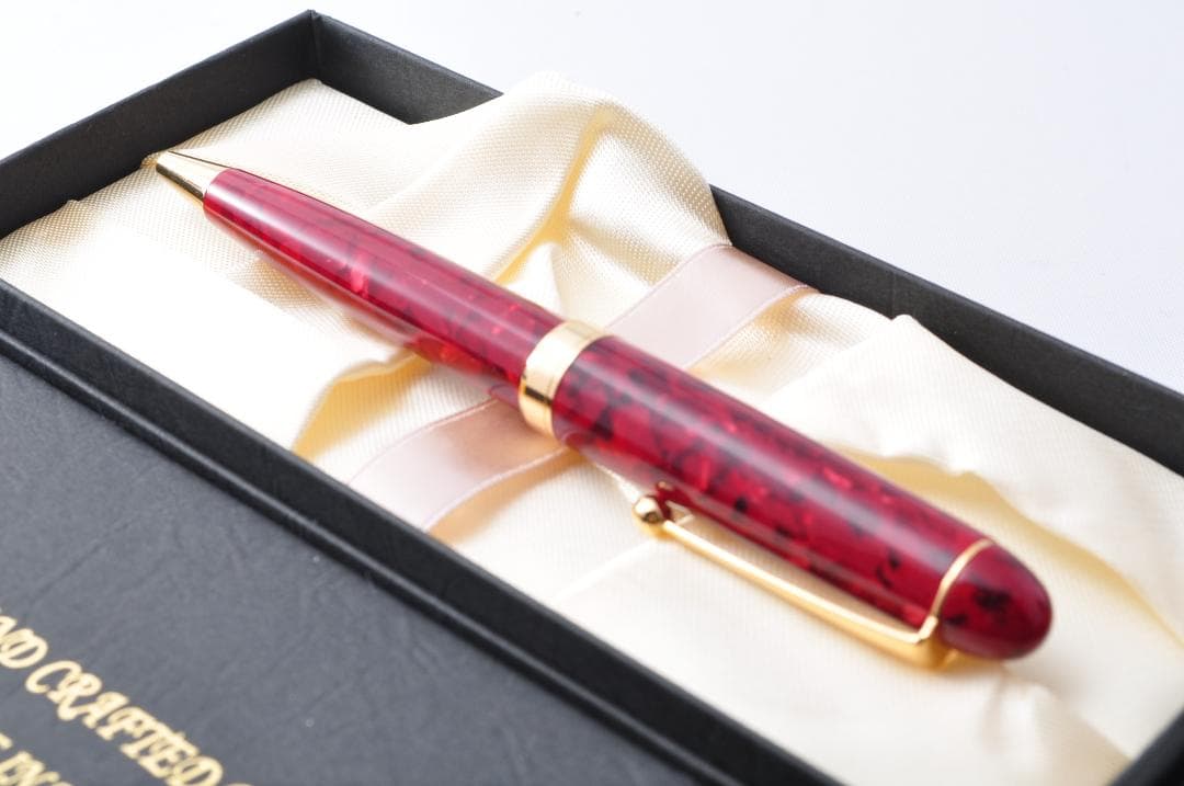 新品✨ ハンドメイド　ボールペン 大西製作所 手作り 【レッド】