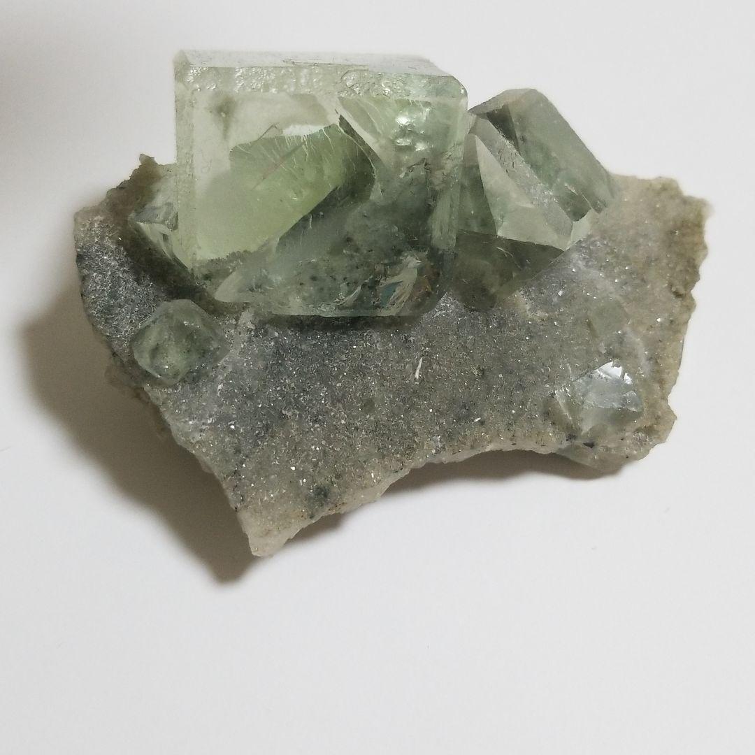 フローライト 母岩付き