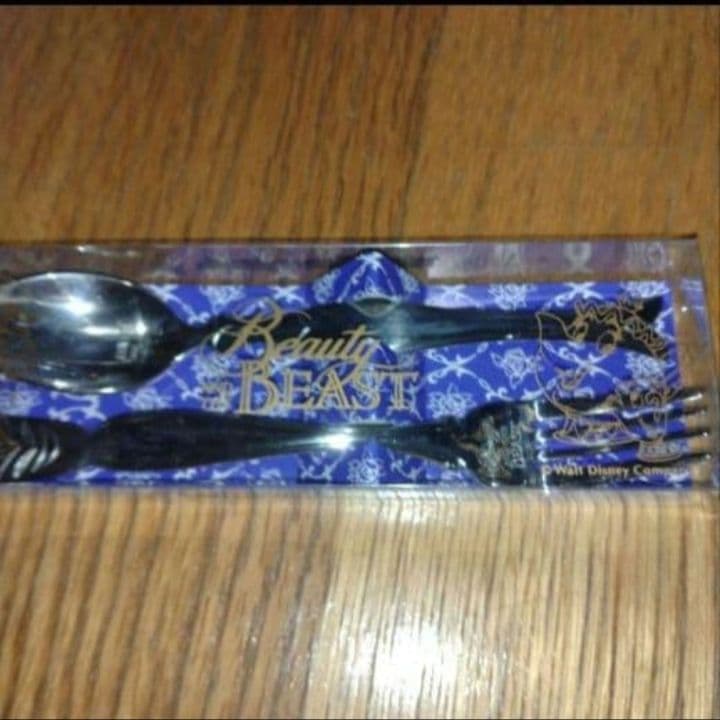 美少女と野獣　ポット夫人　チップ　皿　スプーン　フォーク